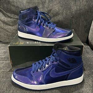 New Retro 1 anti gravity machine “Deep royal”